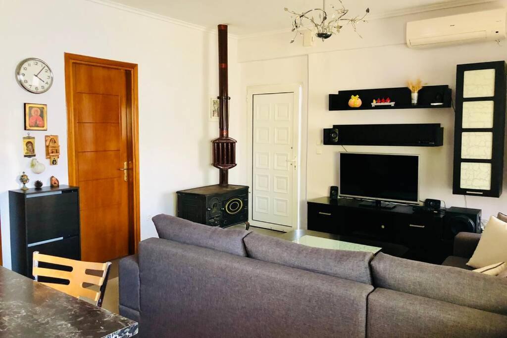 Family Apartment In Greece Kalandra Buitenkant foto